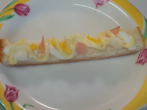 ゆで卵☆ハム☆キャベツの芯☆マヨネーズトースト